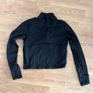 Lululemon cropped half zip